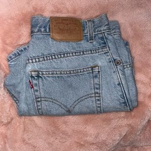 Levi’s vintage mom Jean shorts